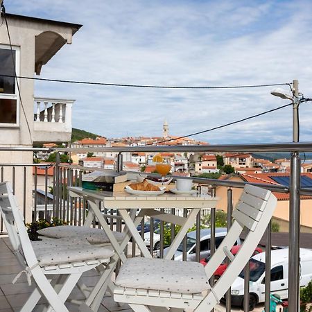 Apartman Maris Vrbnik Exteriér fotografie